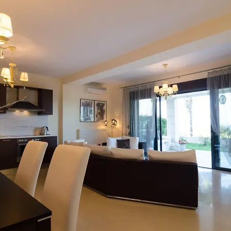 Holiday home White Rose Kriopigi