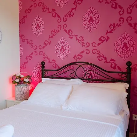 White Rose Holiday home *